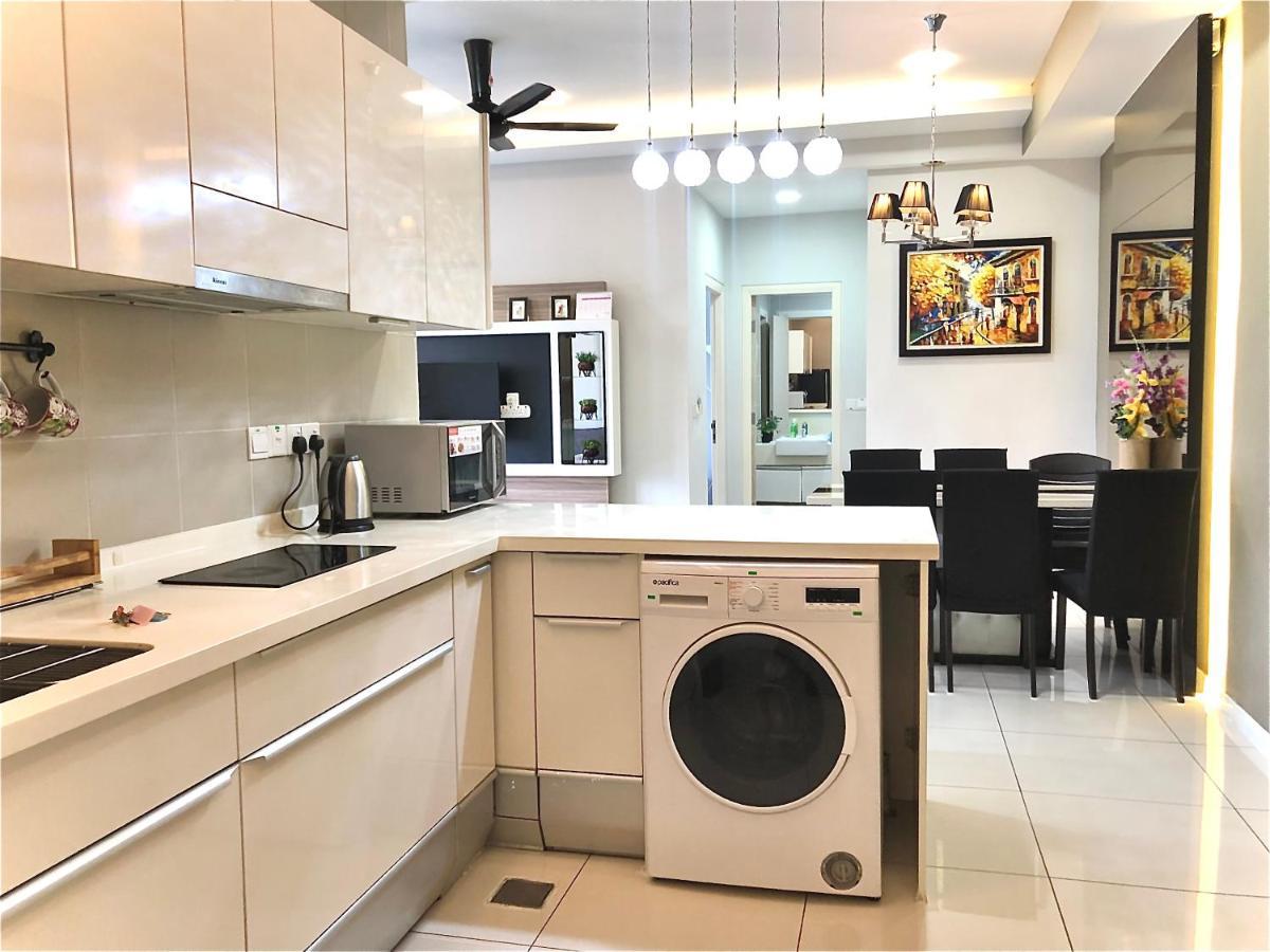 Takuro Homestay Petaling Jaya Buitenkant foto